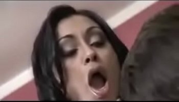 प्रिया राय कार्यालय perverts